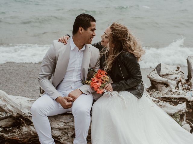 El casamiento de Emmanuel y Alejandra en Playa Bonita, Río Negro 73