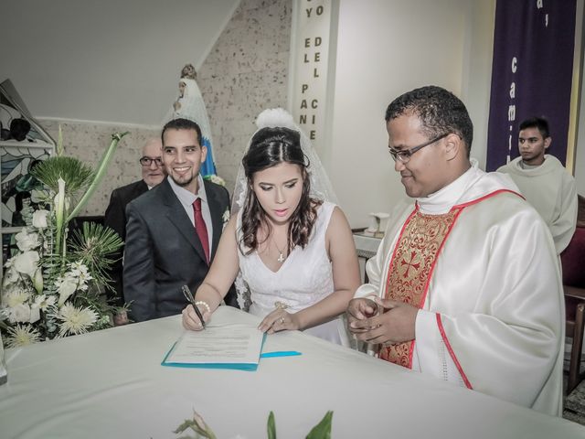 El casamiento de Ricardo y Carolina en Carilo, Buenos Aires 10