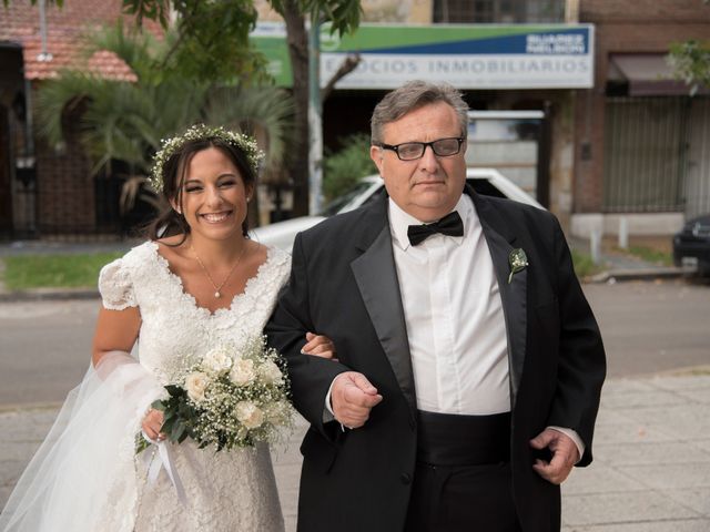 El casamiento de Jhon y Gabriela en Castelar, Buenos Aires 35