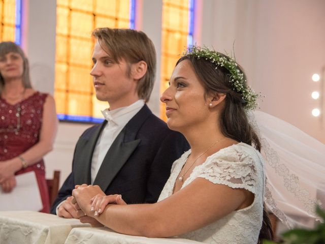 El casamiento de Jhon y Gabriela en Castelar, Buenos Aires 73