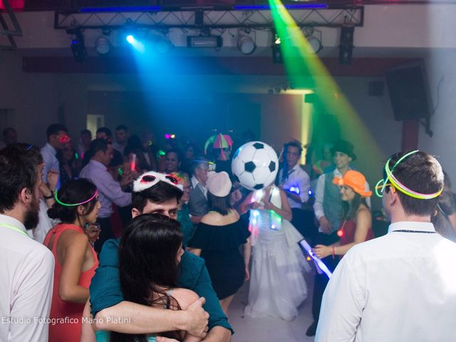 El casamiento de Luis y Flavia en Santa Fe, Santa Fe 75