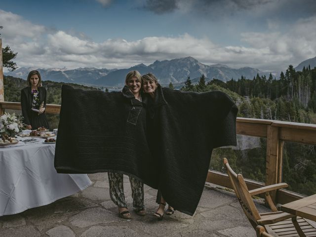 El casamiento de Ale y Flor en San Carlos de Bariloche, Río Negro 178