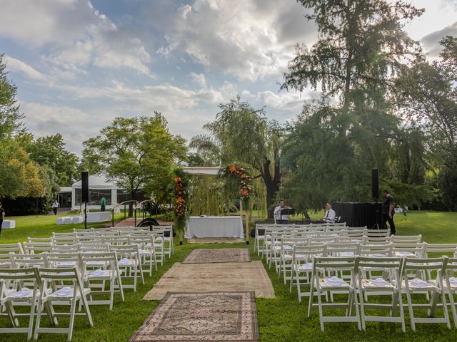 El casamiento de Yannick y Victoria en Villa de Mayo, Buenos Aires 5