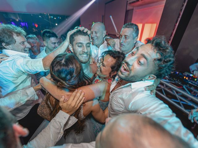El casamiento de Yannick y Victoria en Villa de Mayo, Buenos Aires 16