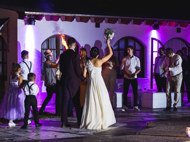 El casamiento de Santiago y Romina en Villa Nueva de Guaymallén, Mendoza 27