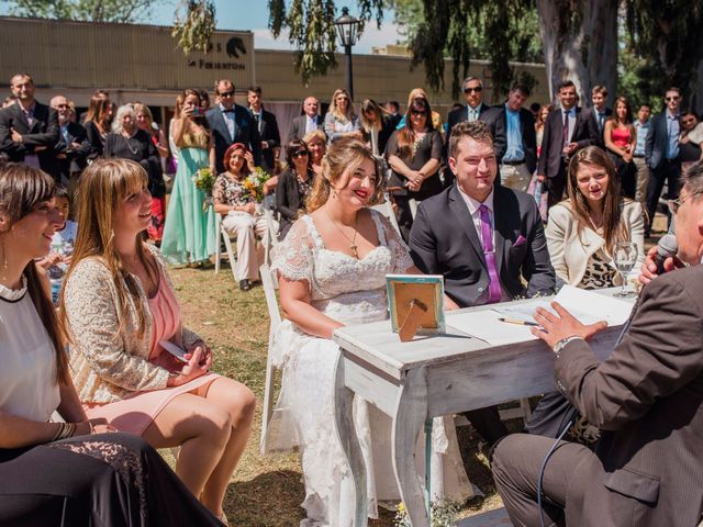 El casamiento de Cristian y Julieta en Rosario, Santa Fe 51