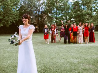 La tradición de tirar el ramo de novia: ¡conocé su significado!
