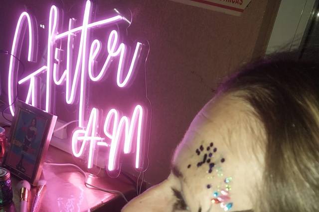 Anmakeup Glitter Stand 1