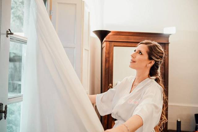 Carla Tau Hair & Makeup 4