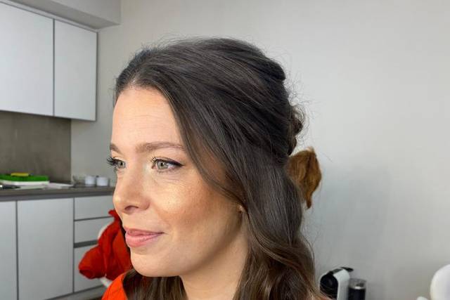 Fabrina Makeup 1