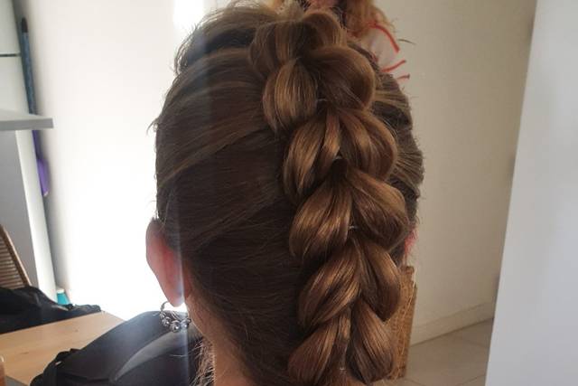 Ariana Ferreyra Hairstyle & Makeup 4