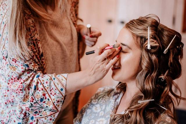 Josefinas Makeup & Hair 4