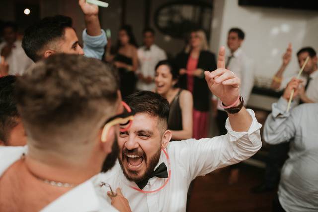 Bear & Wolf Bodas 4