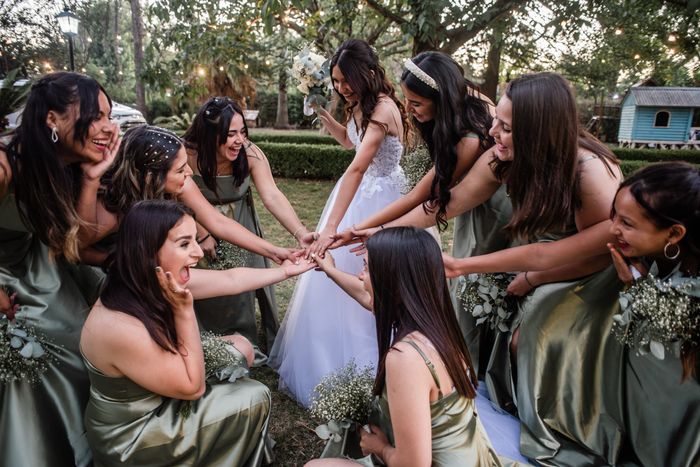 Damas y caballeros de honor en tu boda, ¿una tradición que vale la pena? 2