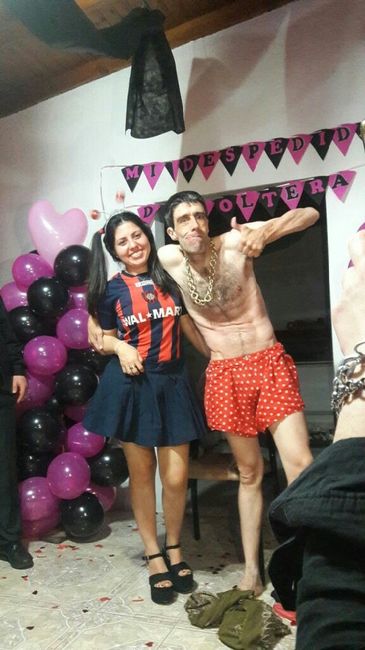 Algo de mi despedida de soltera - 1