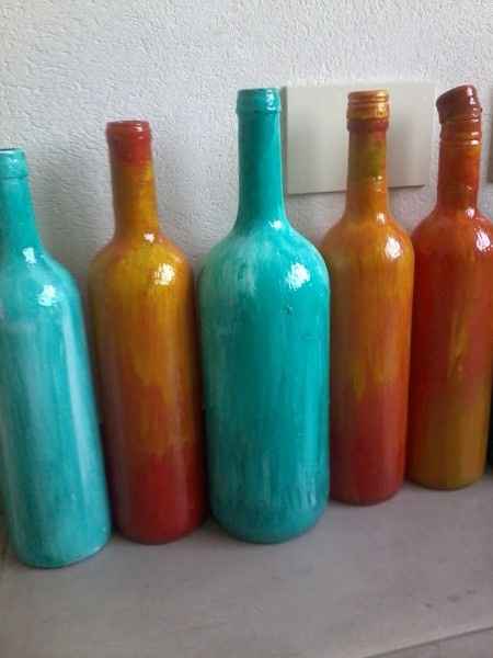 Botellas pintadas