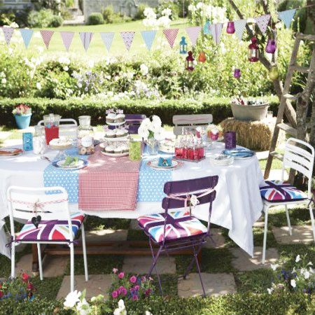 Como planearias una fiesta en el patio de casa? 9