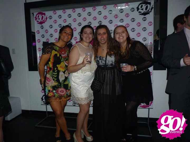con las chichis!