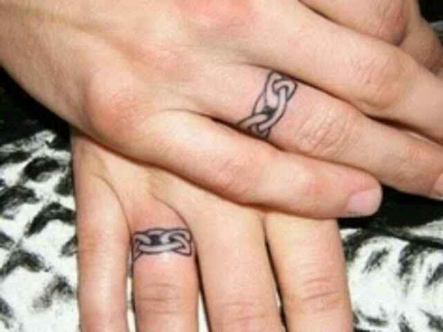 Tattoo de anillos para parejas deals