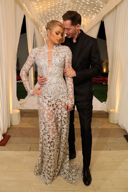 Paris Hilton usó 4 vestidos en su boda: ¡ACÁ te los muestro!👇 - 1
