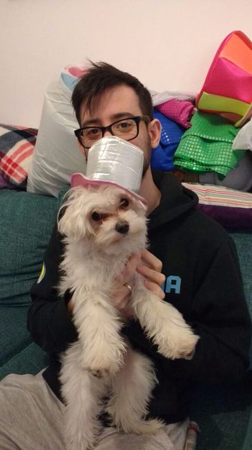 Vinchas con mini galera para las mujeres (modelando, Milo jajaja!)