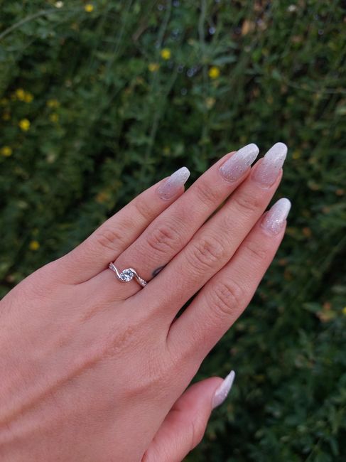 ¿Tu anillo de compromiso se parece a este? 👇 5