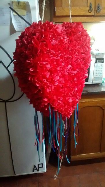 Mi piñata corazón terminada - 9