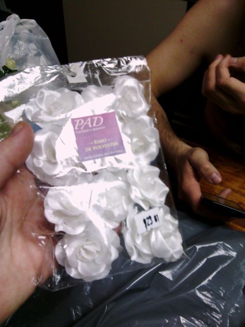 Flores para coronita de las nenas
