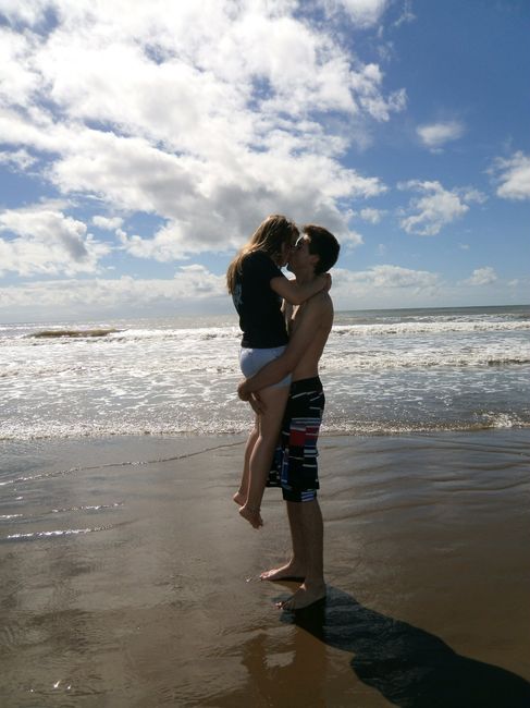 ¡Celebramos el Día Internacional del Beso!💋¡Subí una foto besando a tu amor!🤳🏽 7