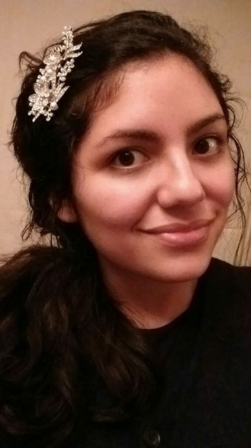 Sin maquillaje ni peinado.. pero con tocado! - 3