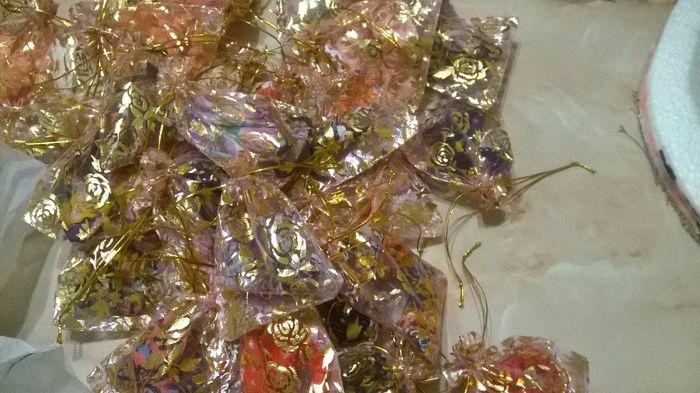 Colitas en bolsitas de organza