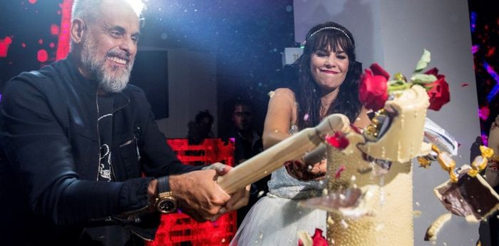 Torta de casamiento de Jorge Rial y Romina Pereiro. Algo diferente! Elegirías este tipo de torta? 3