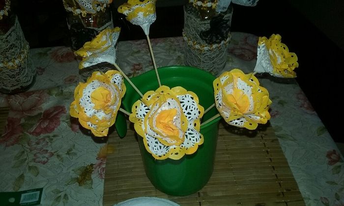 Flores con blondas de papel - 9
