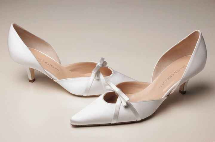 huella dactilar Whitney Autor Zapatos para novias taco bajo