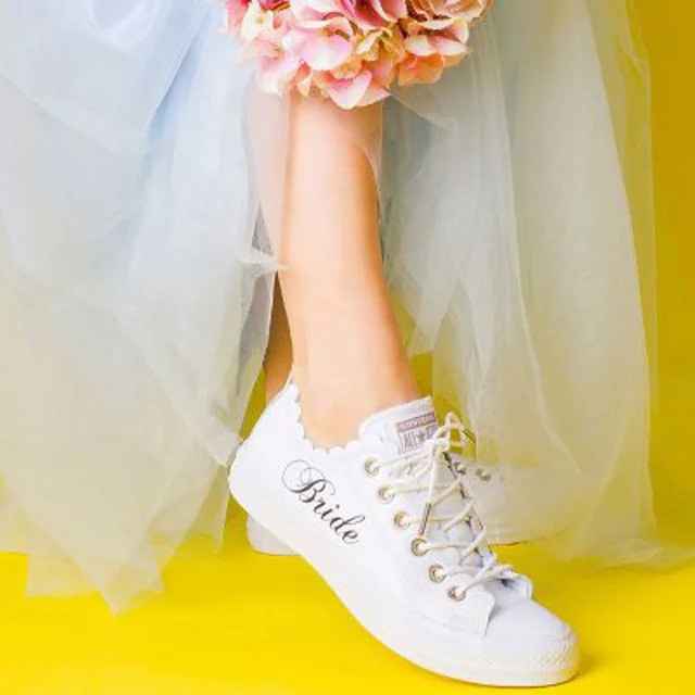 Perlita de viernes - Converse lanza colección para bodas 5