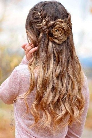 Peinados de novia con flores hechas con el pelo 5