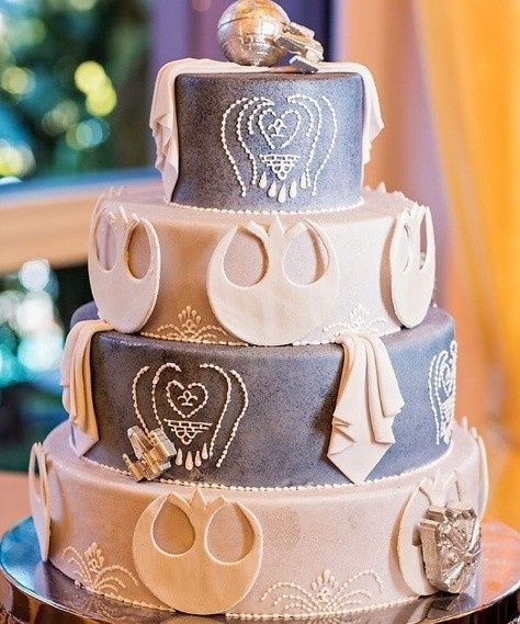 Tortas de boda: temática Disney 25