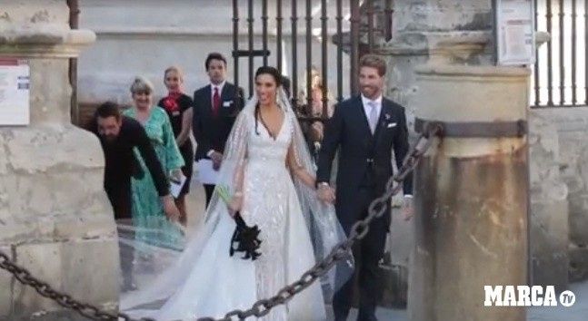 La boda de Sergio Ramos y Pilar Rubio, usarían un ramo asi? 11