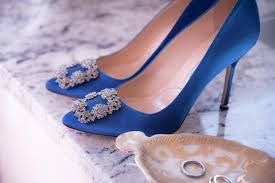 Tendencias 2020: Zapatos en Classic Blue 1