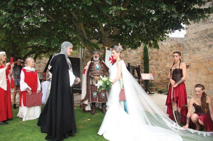 Boda medieval de Eduardo Rivara y Sheila González 4