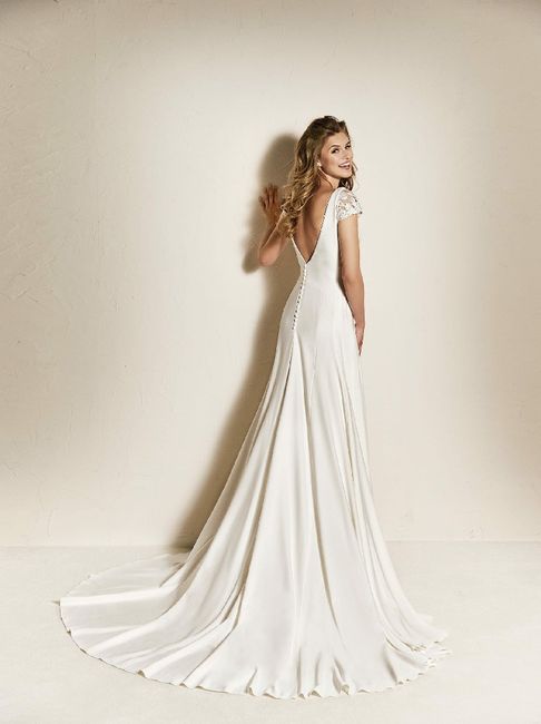 Vestidos para novias minimalistas 👰 19