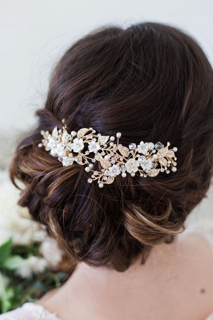 I say yes to... this hair accessory 1