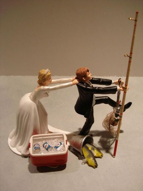 ¿Qué elemento los identificaría en un Cake Topper como pareja? 8