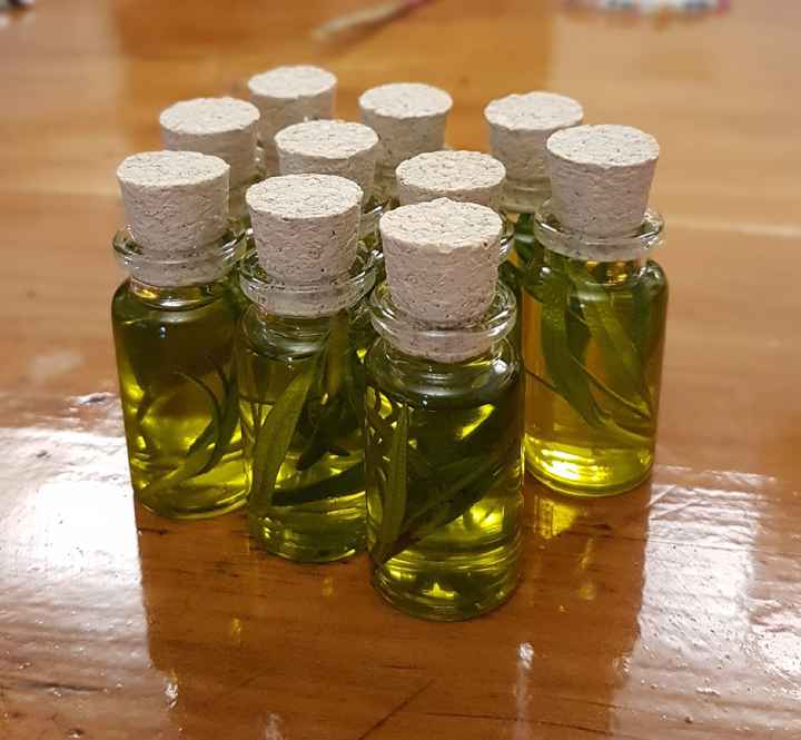 Souvenir de aceite de oliva y romeo - 1