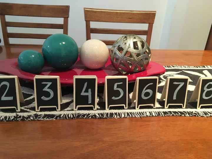 Mis números de mesa, caminos, velas y floreros - 1