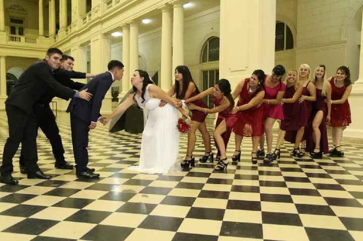 Mis damas de honor color vino bord