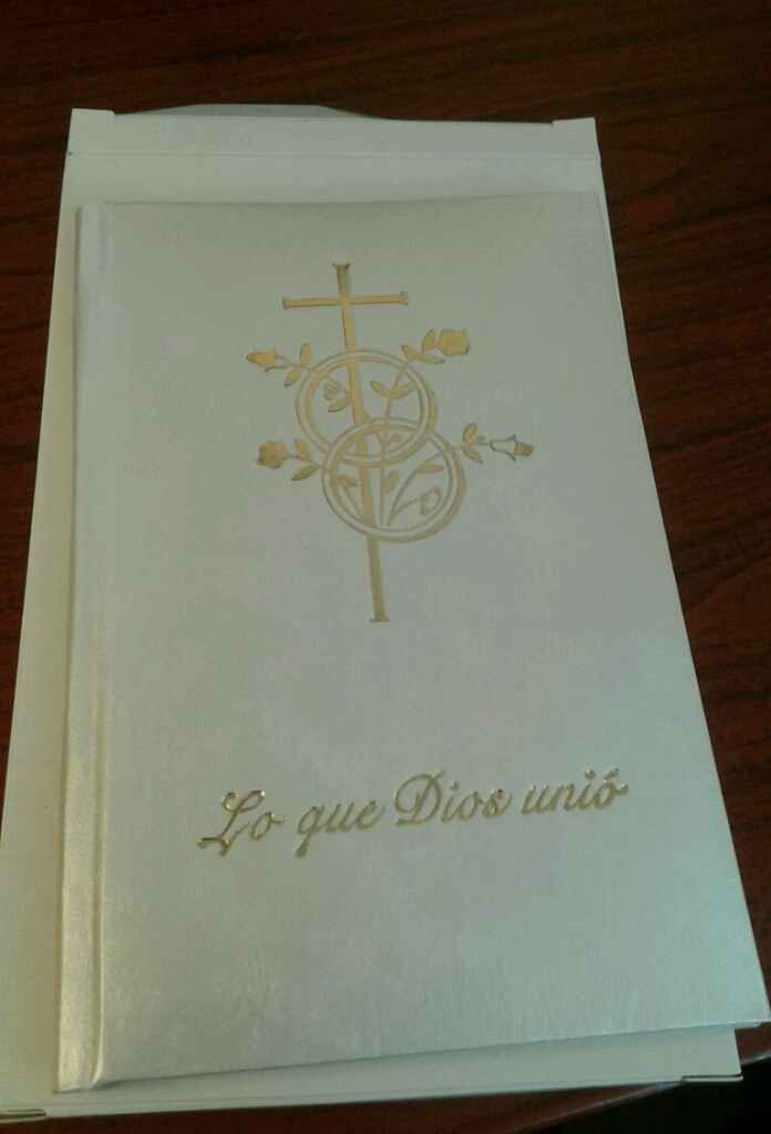 Mi libreta de matrimonio para la iglesia :) - 1