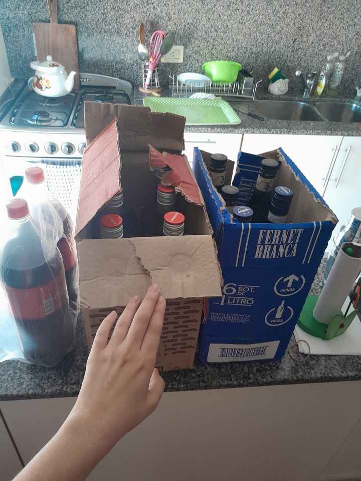 a 4 dias pagamos comida de lunch y nos dieron alcohol - 1