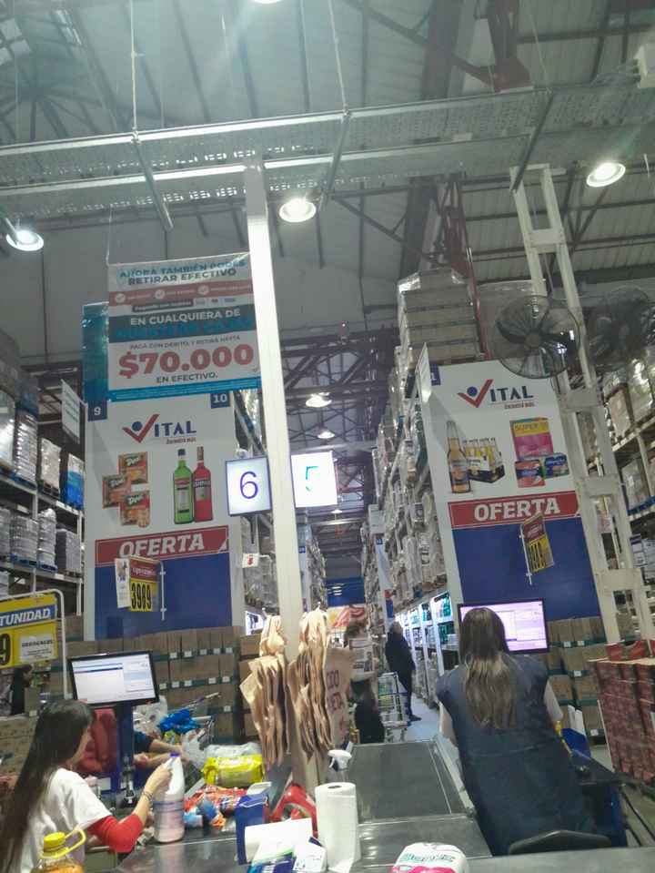 a 3 días fuimos al mayorista compramos más alcohol y bebidas - 1