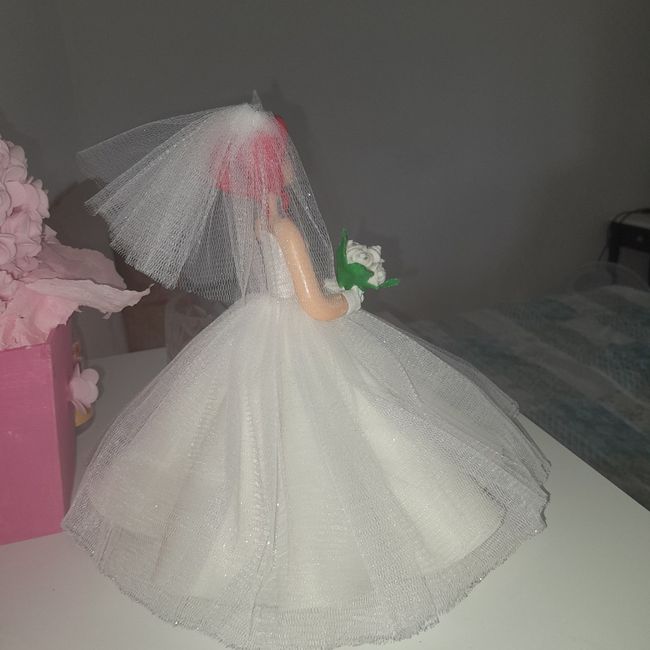 Muñeca de decoración para la mesa principal de novios falta el muñeco novio jaaj 2